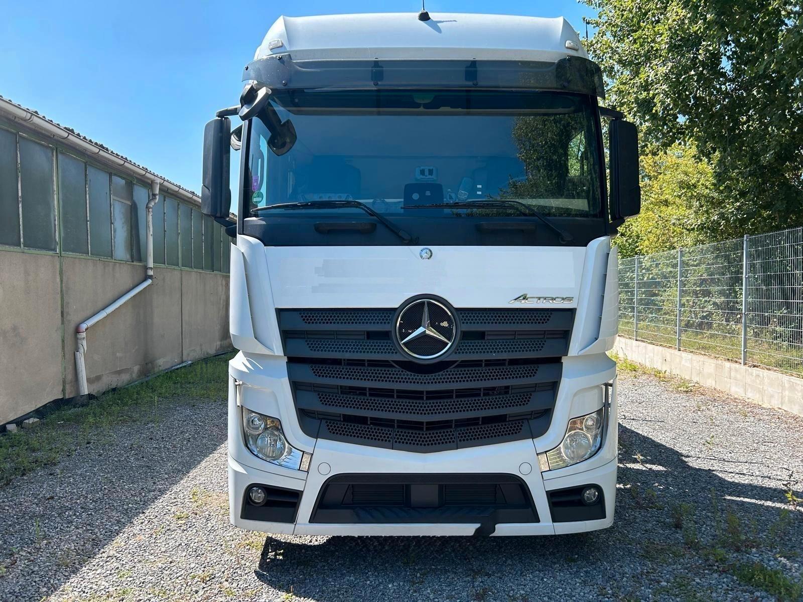 Mercedes-Benz Actros 1843 Kassbohrer Metago Intago VDI2700