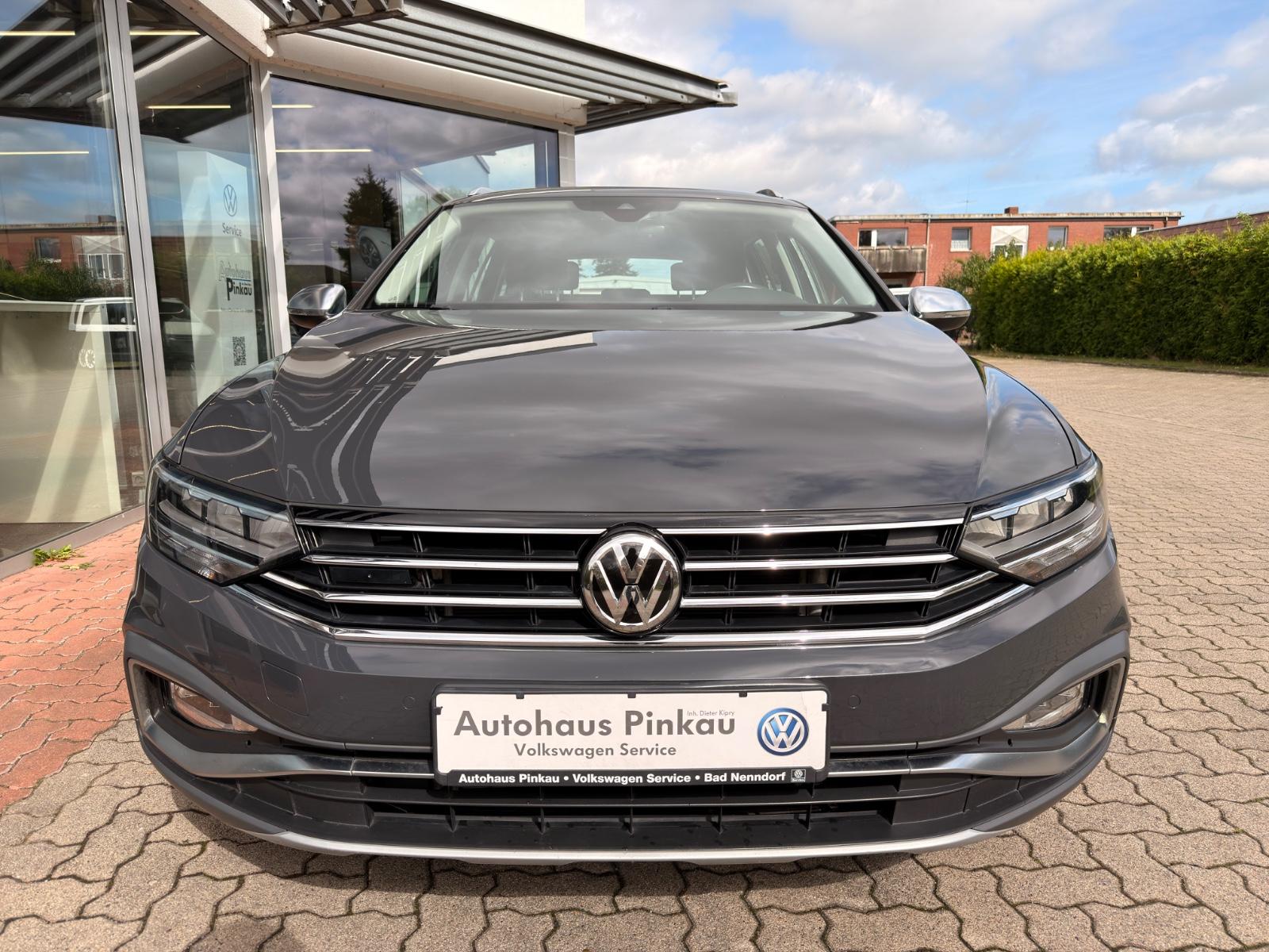 Volkswagen Passat Alltrack 2.0 TDI DSG NAVI LED Kamera