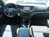 Hyundai Tucson 1.6l Style 4WD AUTOM/KLIMA/AHK/NAVI - Hyundai in Berlin