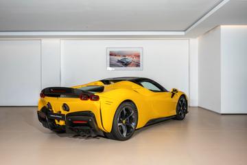 2022 Ferrari SF90 缩略图 11