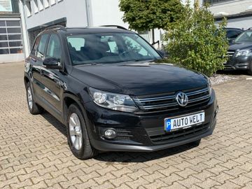 Volkswagen Tiguan - 2