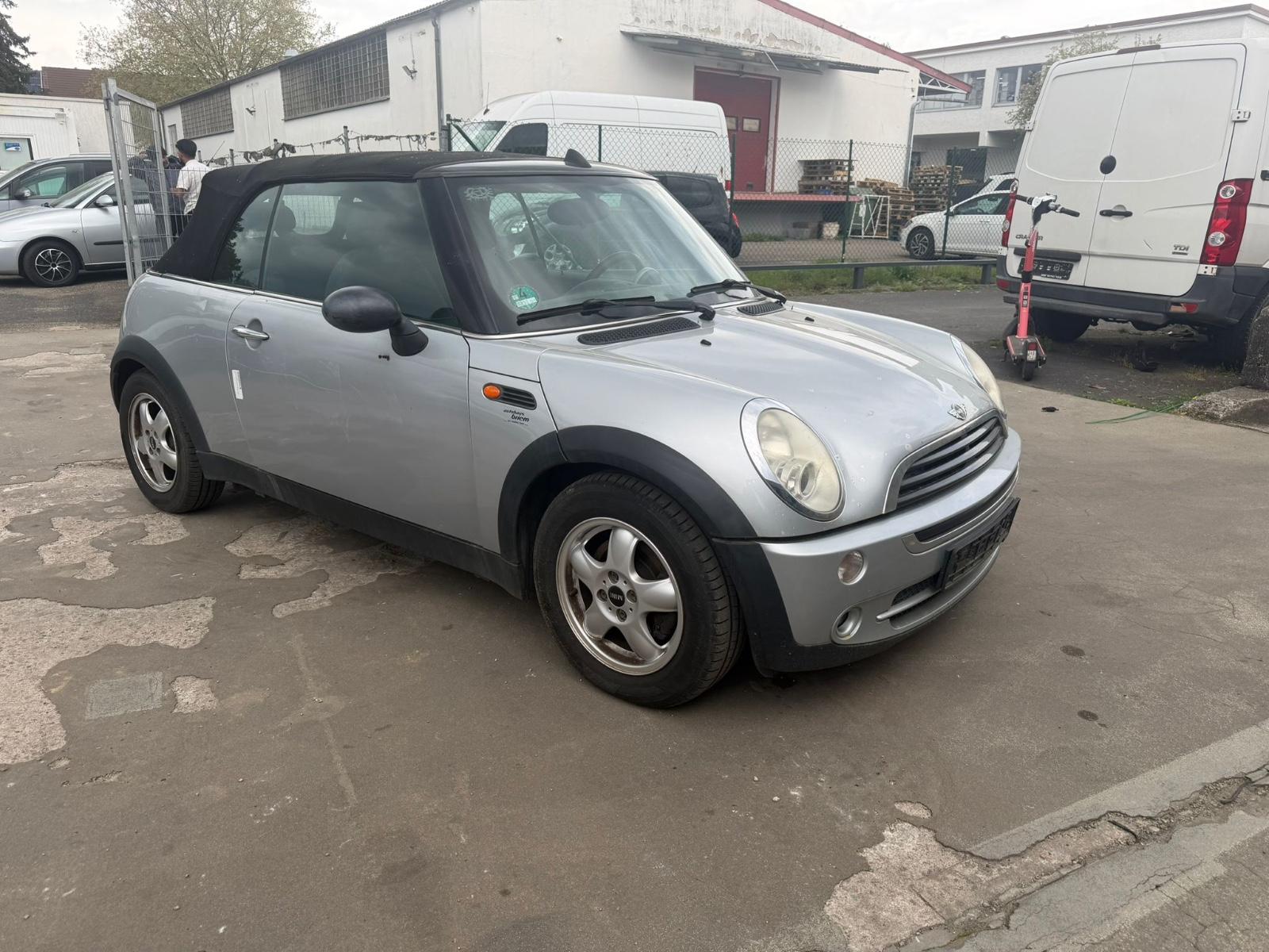 MINI Cabrio One/ PDC / -TÜV NEU !!