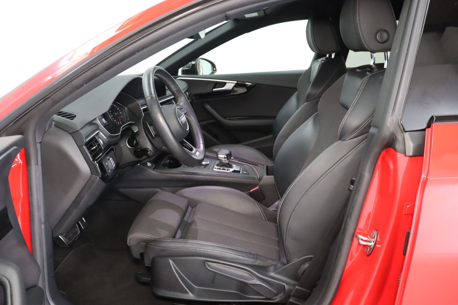 Fahrzeugabbildung Audi A5 Sportback 3.0 TDI S-line