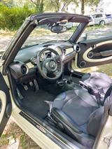MINI Cooper S Cabrio, Bi-Xenon, 8-fach bereift  - weiße MINI Cooper S Cabrio