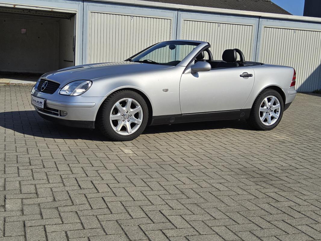 Mercedes-Benz SLK 200