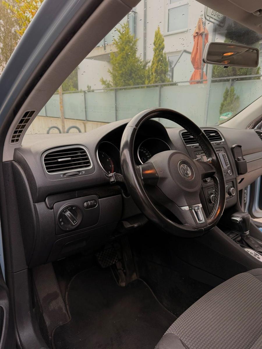 Volkswagen Golf 2010 — photo 8