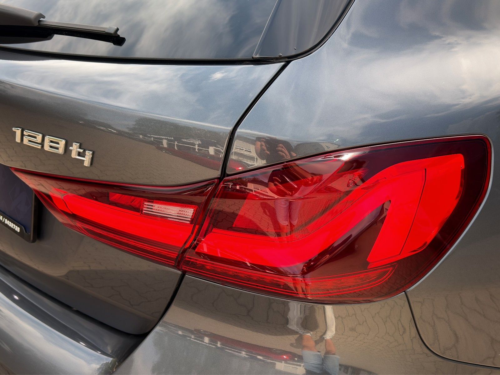 Fahrzeugabbildung BMW 128ti F40*ShadowLine*H&K* M-Sport*ACC*SHZ*