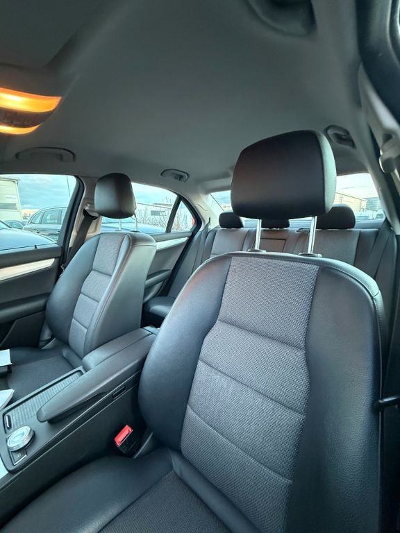 Mercedes-Benz C 180 - Bild 17