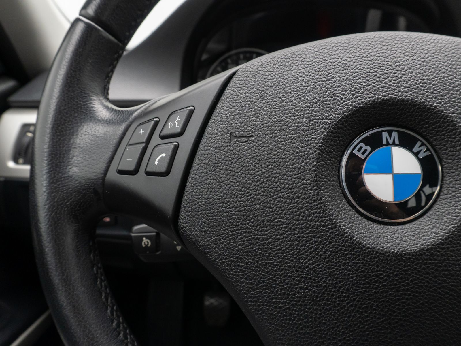 Fahrzeugabbildung BMW 316d Touring PDC KlimaAut Tempomat Multilenkrad