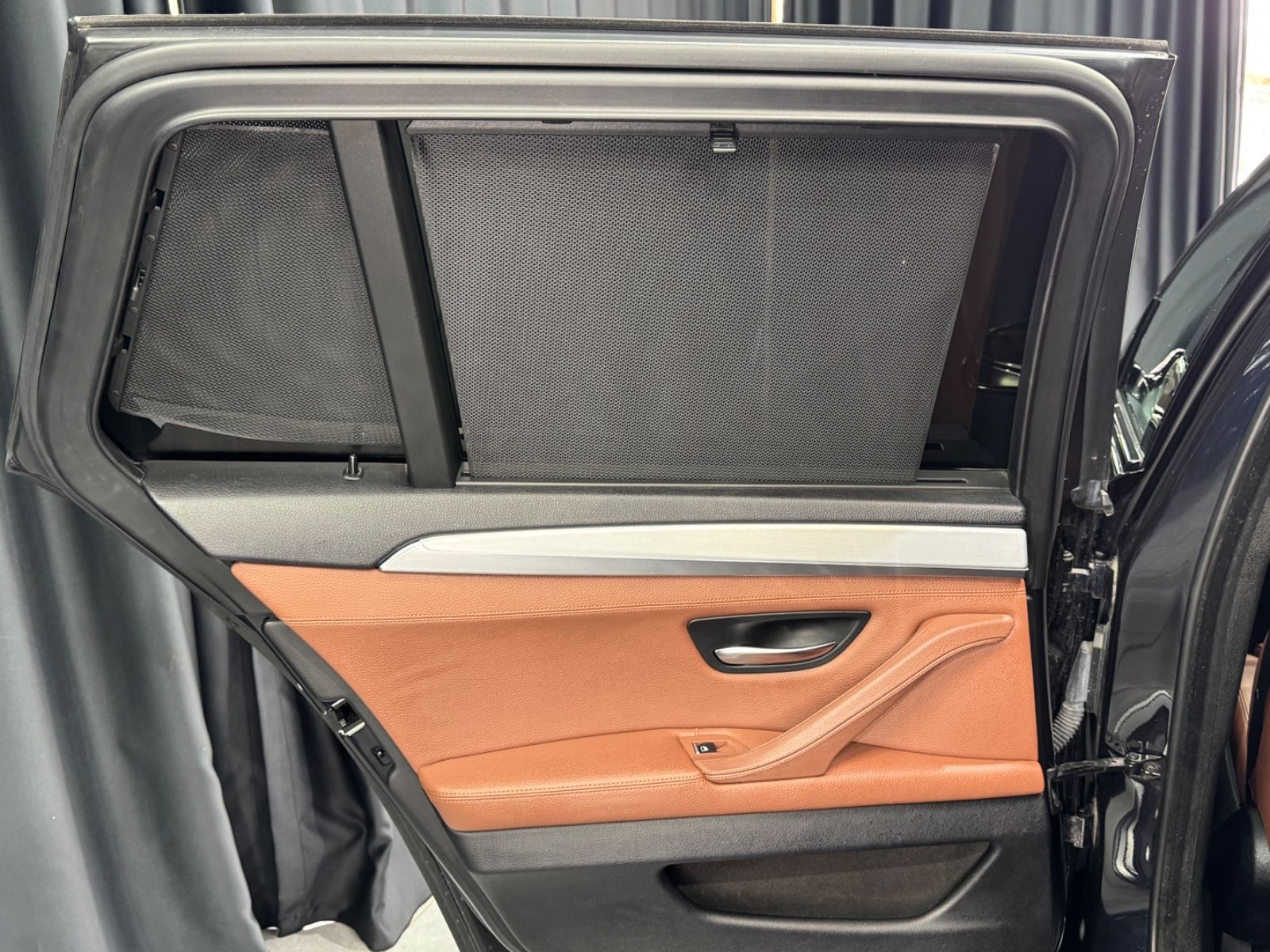 Fahrzeugabbildung BMW 535 d xDrive Touring|KOMFORTSITZE|PANO|M-PAKET|