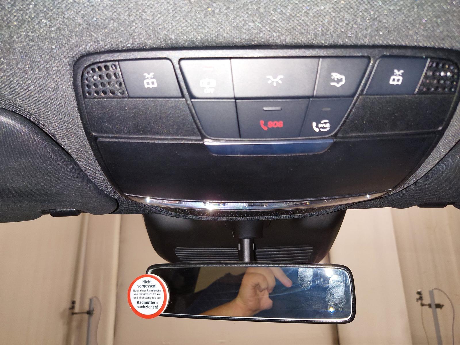 Mercedes-Benz EQC 400 4M Leder Navi LED Kamera Sound