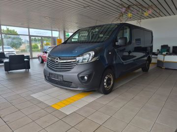 Opel Vivaro - 1