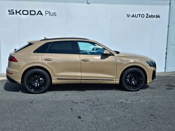 Audi Q8 - 5