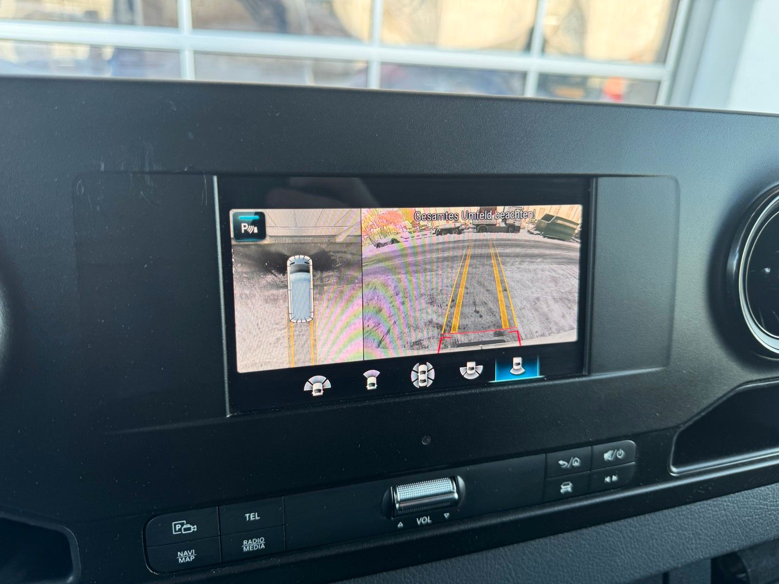 Fahrzeugabbildung Mercedes-Benz Sprinter 317 CDI 3665 Klima 360 Schwingsitz