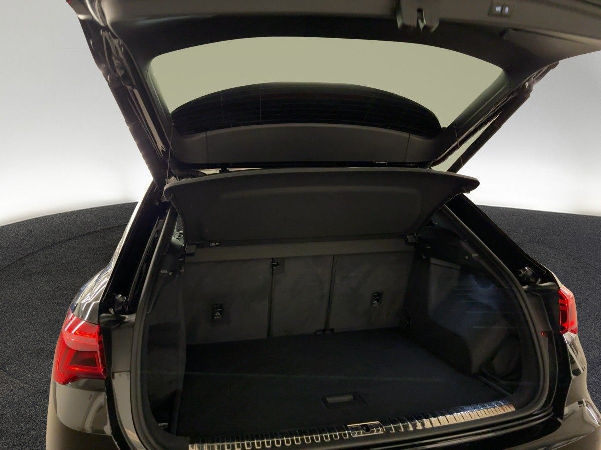 Audi Q3 S line 35 TDI S tr. AHK LED RFK VIRTUAL foto 9