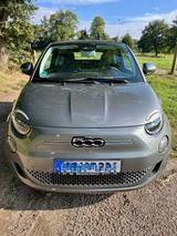 Fiat 500e ICON Cabrio 1. Hand TÜV 08/28 4 Winterräder - graue Fiat 500e