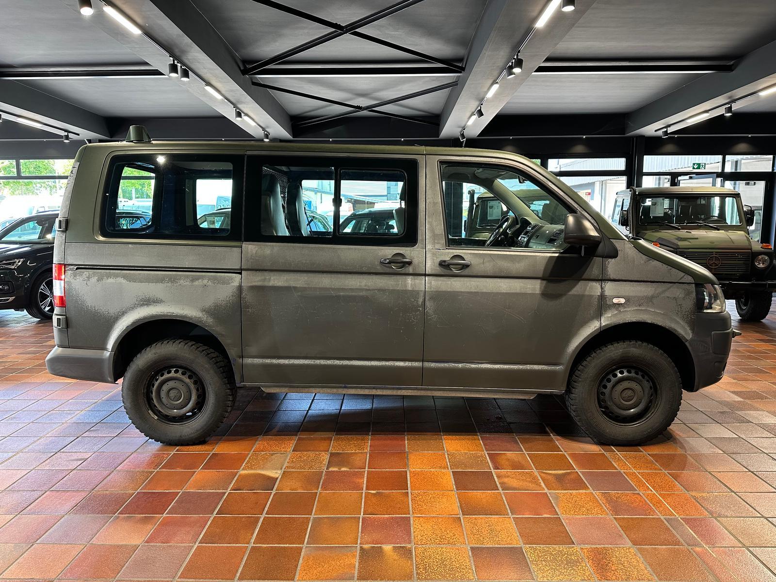 Volkswagen T5 WIDDER 4MOTION ROCKTON SEIKEL BUNDESWEHR OFFR