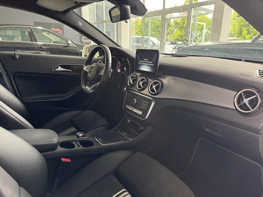 Mercedes-Benz A 220