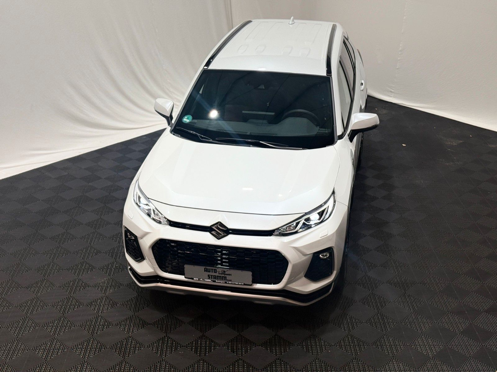 Fahrzeugabbildung Suzuki Across 2.5 Plug-In Hybrid Comfort+ E-Four