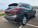 Nissan Qashqai 1.6 DIG  N-CONNECTA - Nissan Qashqai mit Benzin-Antrieb: Limousine