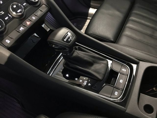 Kodiaq L&K 2.0 TSI 4x4 DSG*AHK*ACC*LEDER*