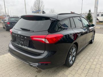 Fahrzeugabbildung Ford Focus ST-Line  LED, elek. Heckkl., Abstandstemp.