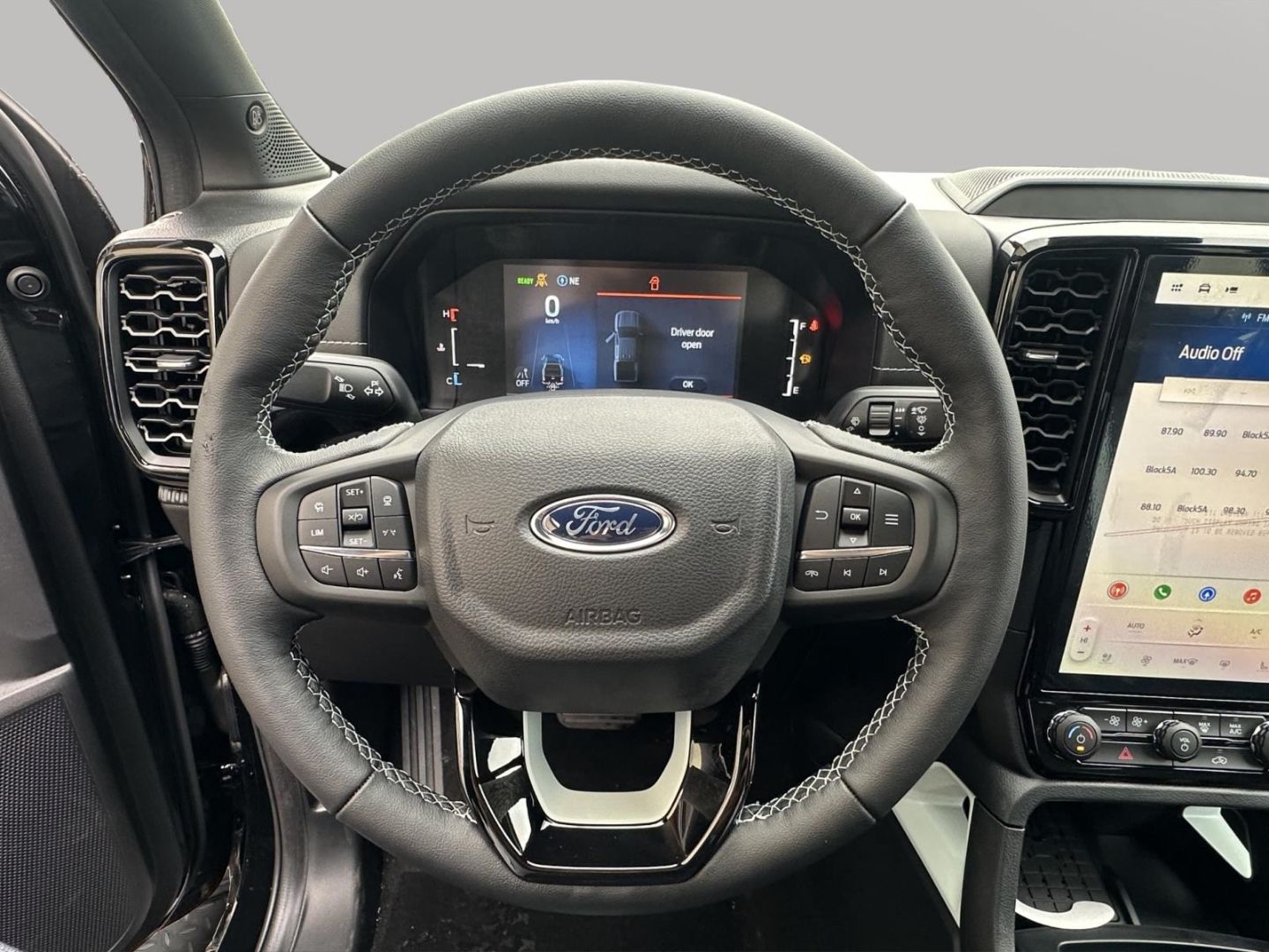 Fahrzeugabbildung Ford Ranger Plug-in-Hybrid Stormtrak e-4WD Doppelkabi