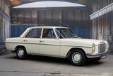 Mercedes-Benz 200 /8 W115 SAMMLERZUSTAND-OLDTIMER - Mercedes-Benz 200: 8