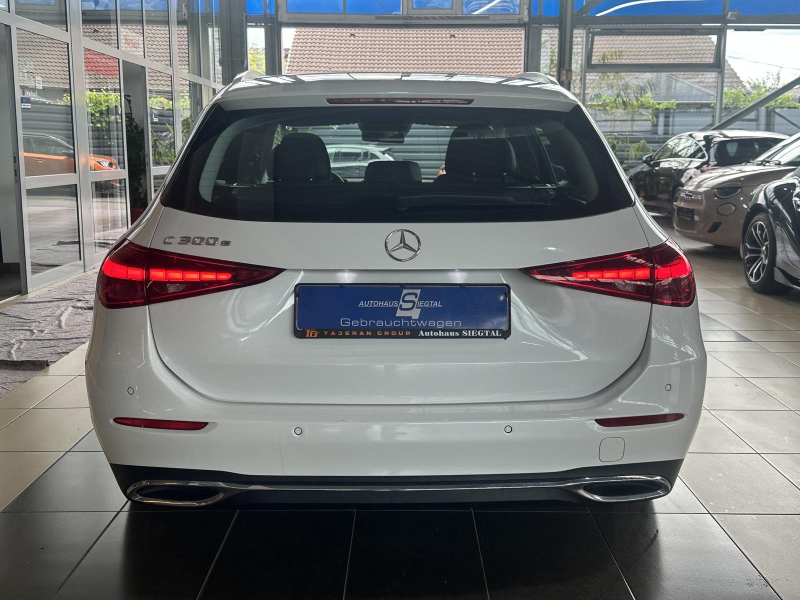 Mercedes-Benz C-Class e T Avantgarde Leder RCam Navi LED AHK ACC, миниатюра 5