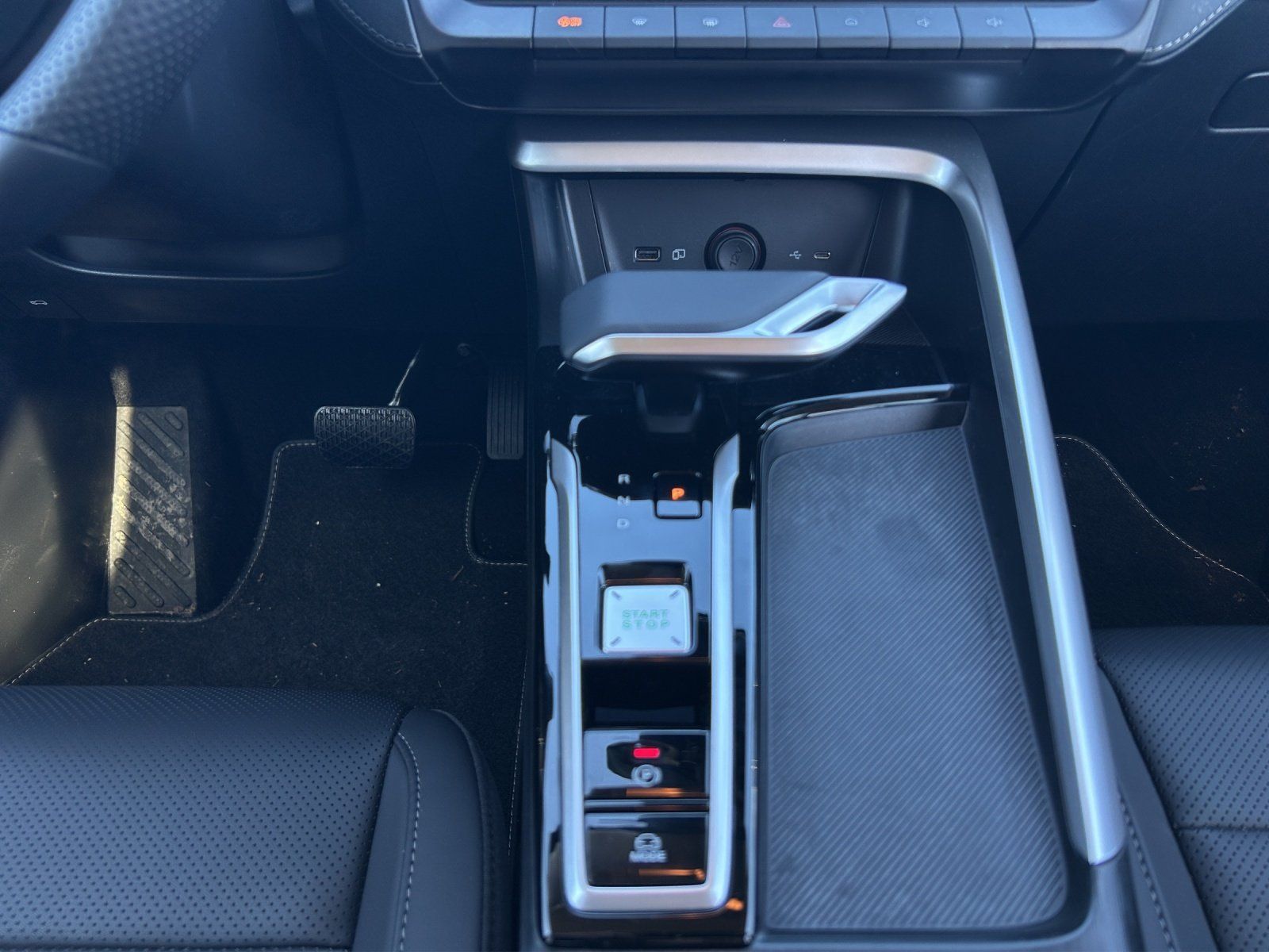 Fahrzeugabbildung MG MG ZS Luxury HEV