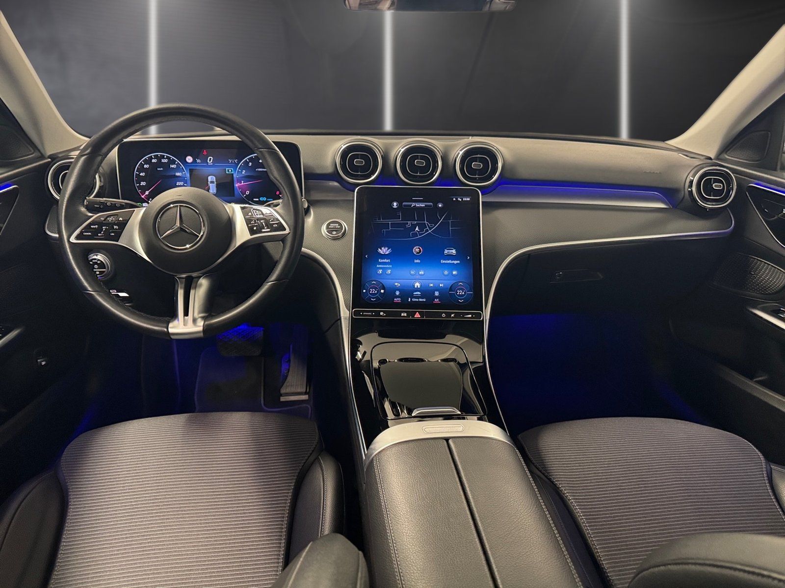 Fahrzeugabbildung Mercedes-Benz C 200 T Avantgarde*LED*AHK*Kamera*Ambientebel.