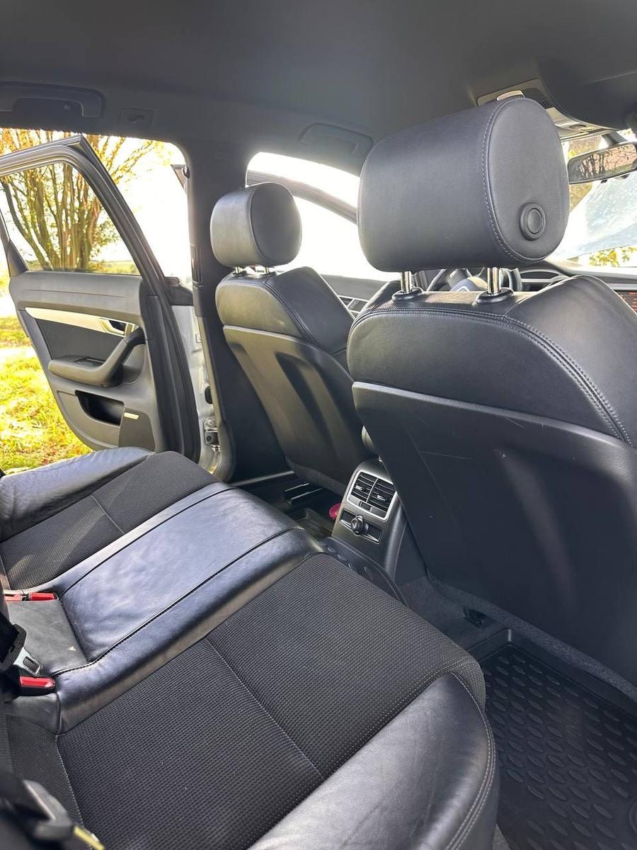 Audi A6 2010 — photo 15