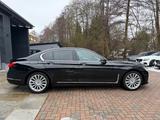 BMW 730 d xDrive 2.Hand Laser 66tkm Standheizung - schwarze BMW 7er Reihe