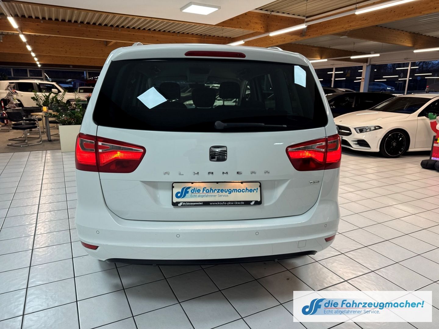 Fahrzeugabbildung SEAT Alhambra 4Kids Klimaautom Rückfahrkam. Temp PDC