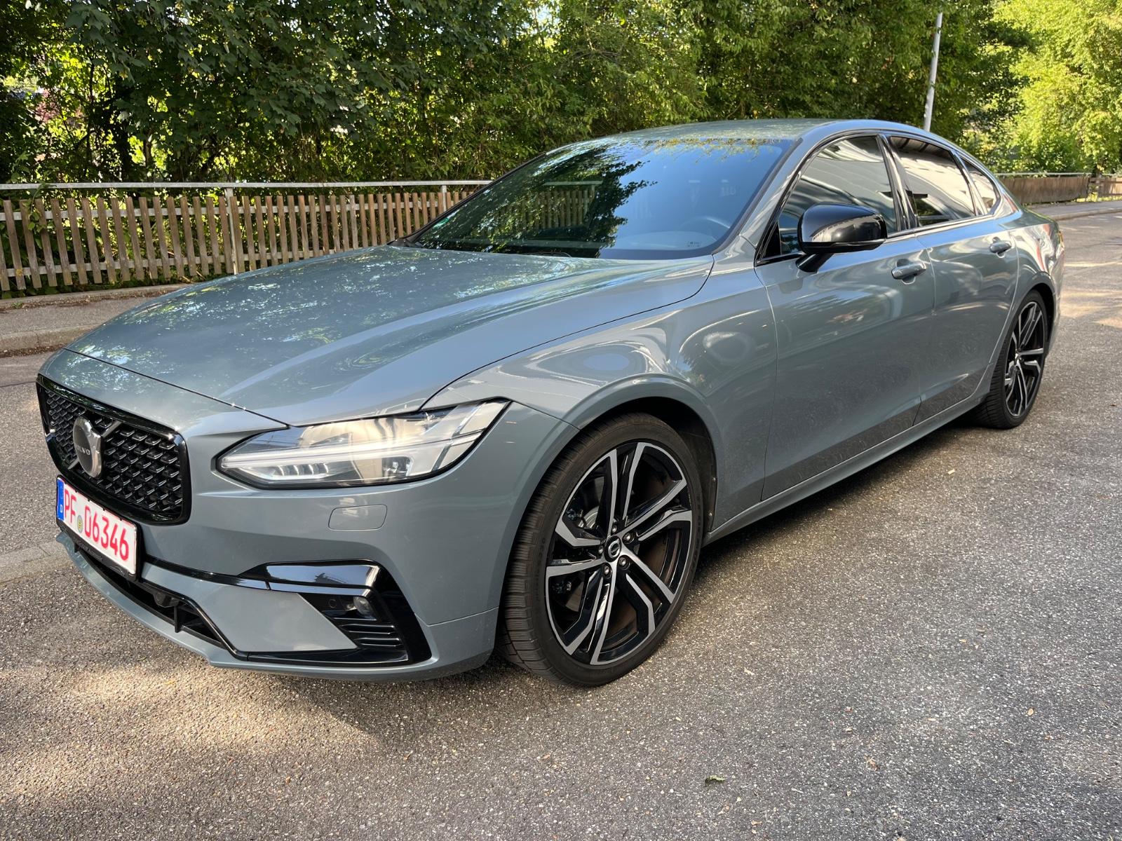 Volvo S90 R Design AWD, CO2: 149