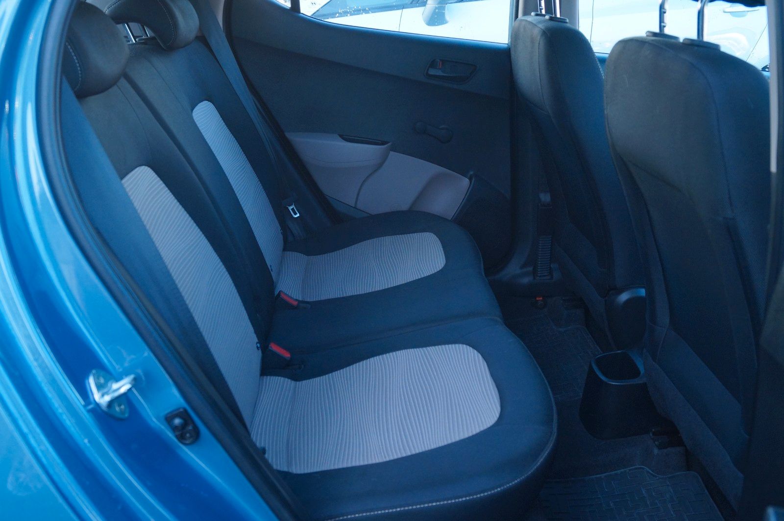 Fahrzeugabbildung Hyundai i10 1.0 blue *TÜ/AU+Insp.+12 Mon. Garantie