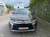 Mitsubishi Outlander SUV-Star+ 4WD - Mitsubishi Outlander in Stuttgart
