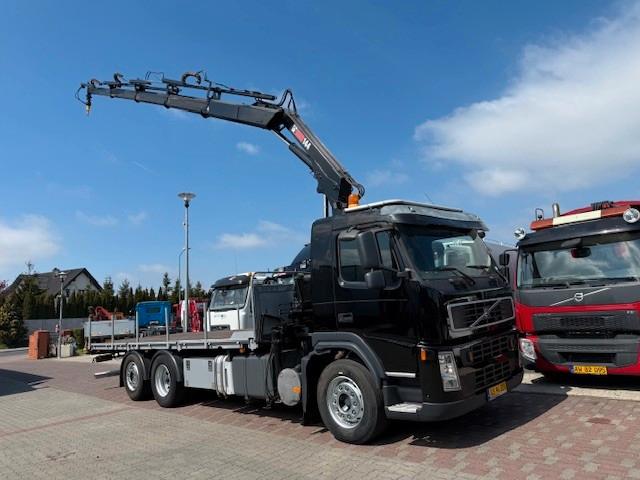 Volvo FM 300 6x2 Kran Hiab 144