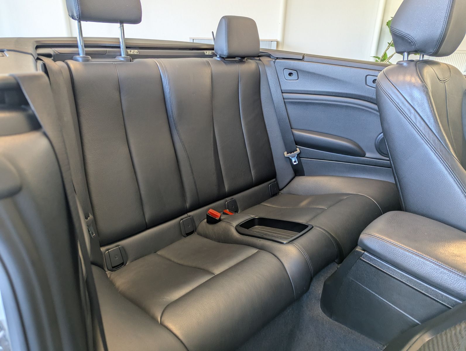 Fahrzeugabbildung BMW 220 d M-Sport-Paket Leder Bi-Xen Navi HiFi