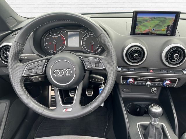 Fahrzeugabbildung Audi A3 Cabriolet sport 1.4 TFSI S line KLIMA XENON N