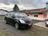 Toyota Corolla Verso 2.2 D-CAT Executive - Toyota Corolla Verso aus 2005 mit Diesel-Antrieb