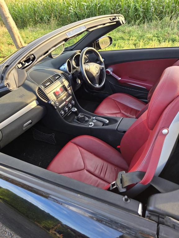 Mercedes-Benz SLK 350