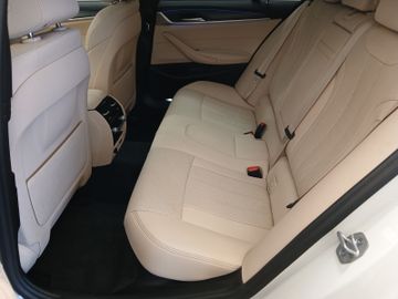 BMW 530 - 11