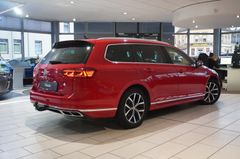 Fahrzeugabbildung Volkswagen Passat Vari. 2.0D R-LINE DSG NAVI/LED/KAMERA/AHK