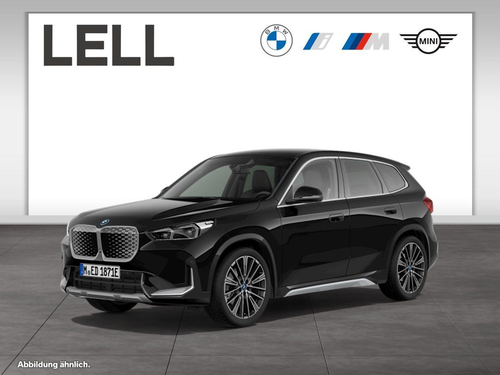 BMW iX1 xDrive30 xLine HK HiFi DAB LED Komfortzg.