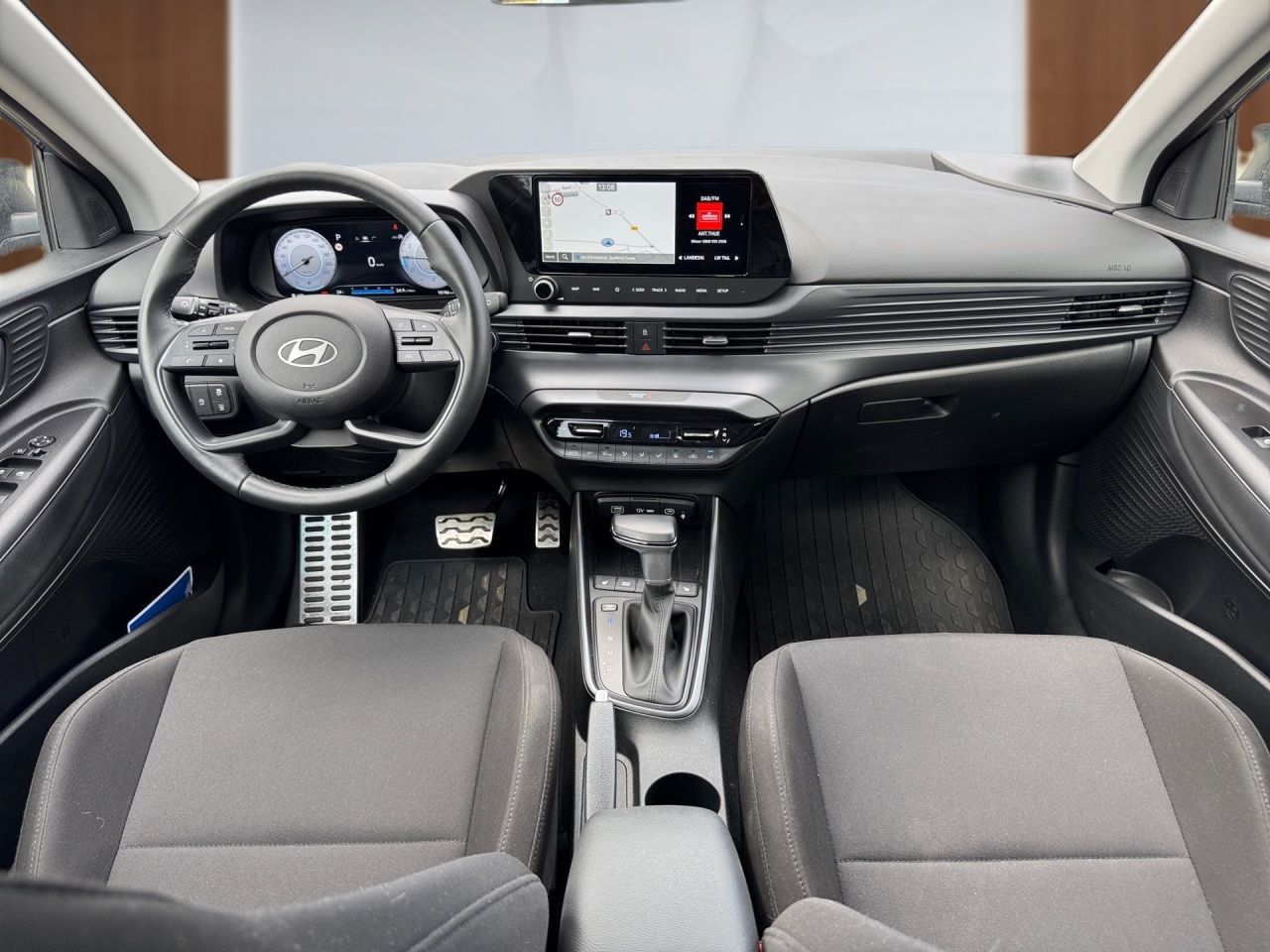 Fahrzeugabbildung Hyundai BAYON TREND 4xSHZ AUT Fernlichtass. Kam. KeyLess