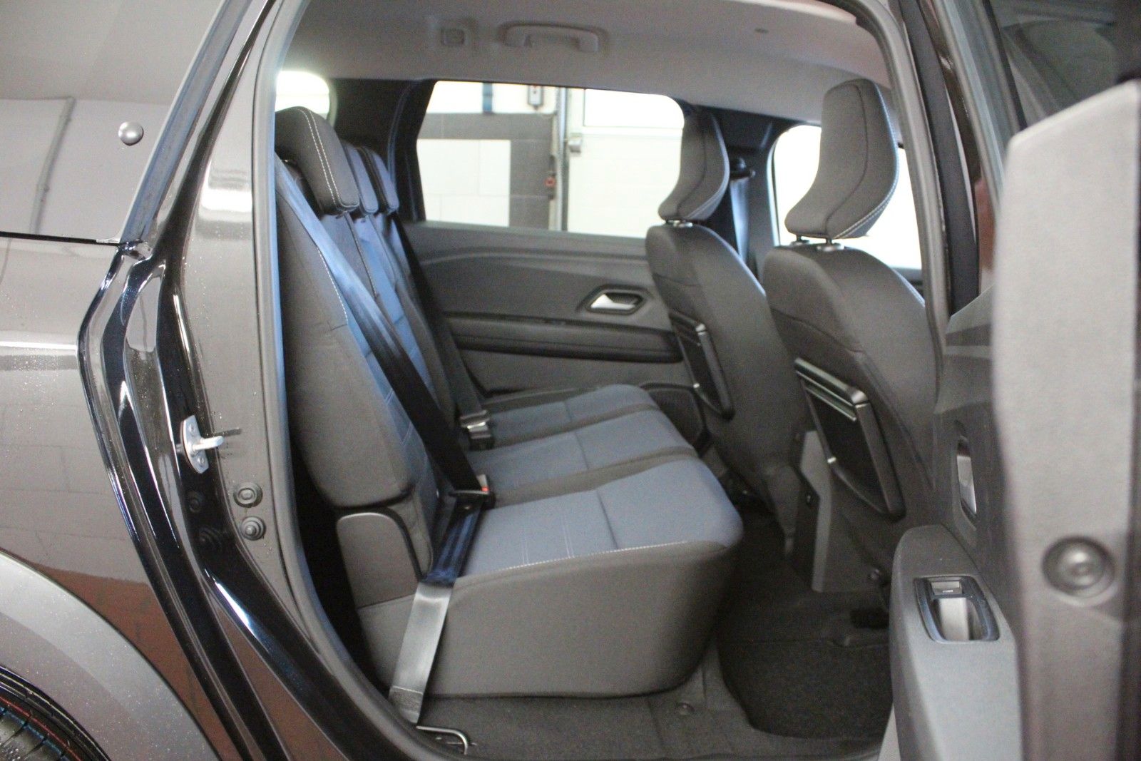 Fahrzeugabbildung Dacia Jogger Hybrid 155 Journey 7-Sitzer MY 2026