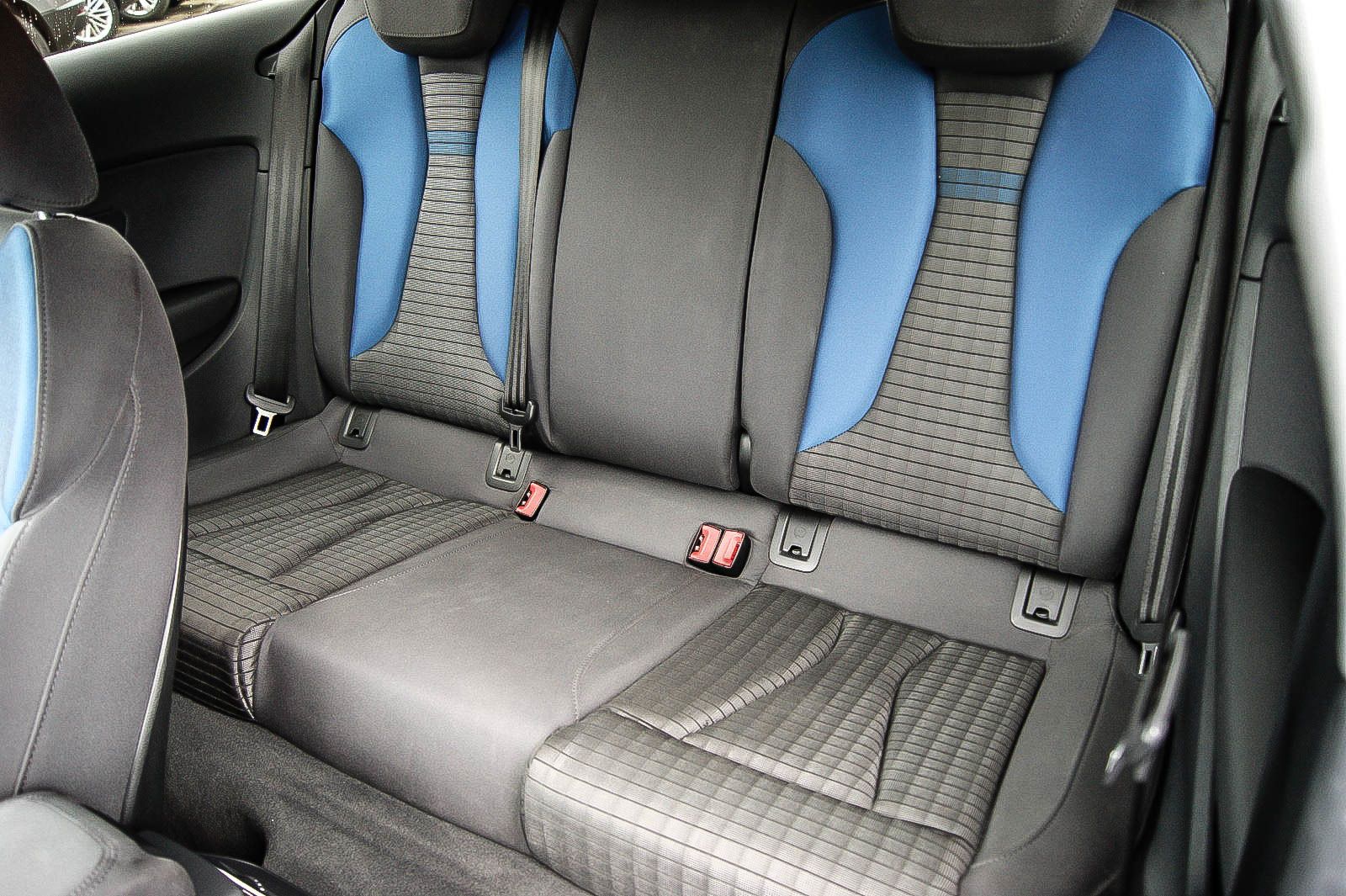 Fahrzeugabbildung Audi A3 30 TFSi SPORT S-tronic XENON NAVIGATION PDC