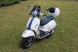 Piaggio Vespa GTS 300 HPE RST Yacht Club - Offers matching your search criteria