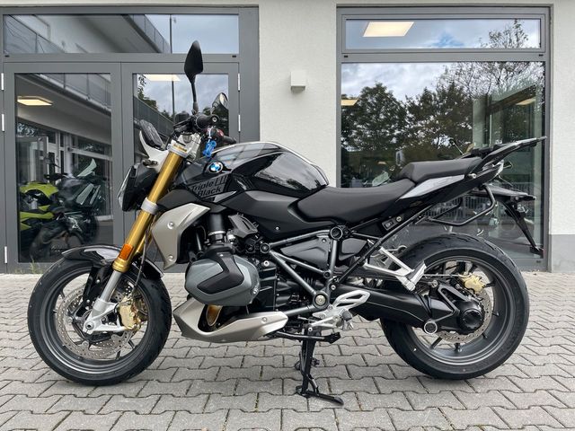 BMW R 1250 R Triple Black alle Pakete